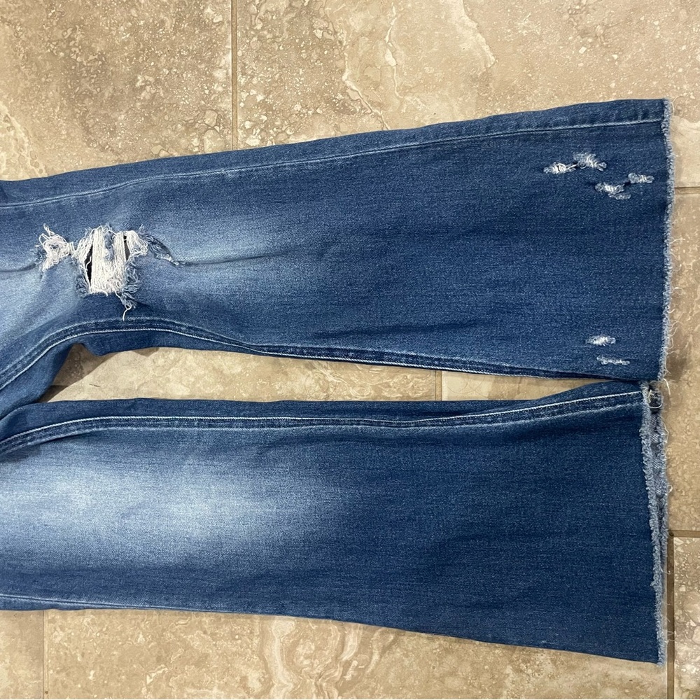 Flying Monkey Super High Rise Detailed Raw Hem Flare Jeans sz 30 - Picture 7 of 15
